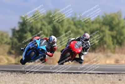 media/Nov-06-2022-SoCal Trackdays (Sun) [[208d2ccc26]]/Turn 7 Set 1 (1050am)/